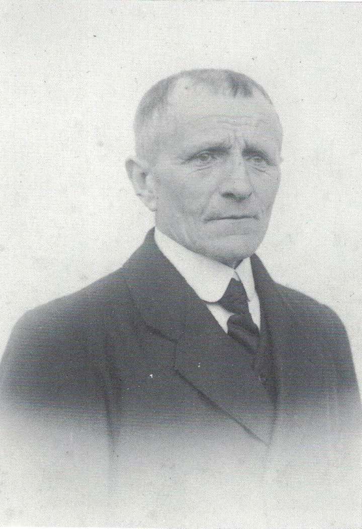 Frans Van Riel (9/8/1873-19/10/1960), burgemeester 1927-1939